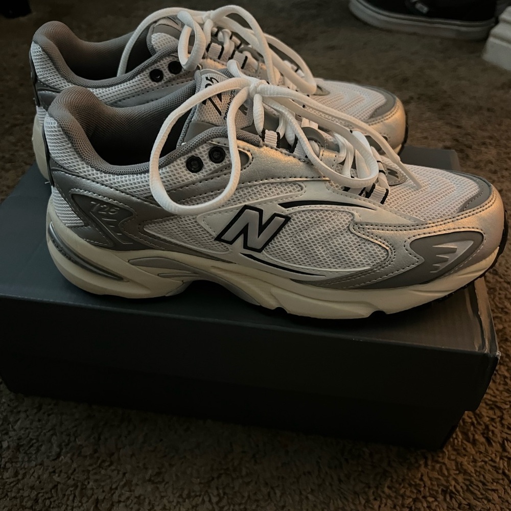 New Balance White and Gray Sneakers